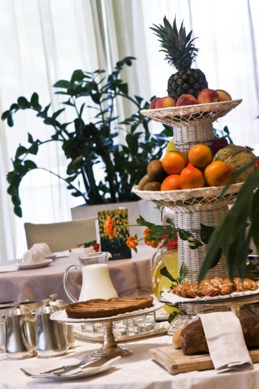 Rizzi Aquacharme Hotel & Spa Boario Terme Екстериор снимка