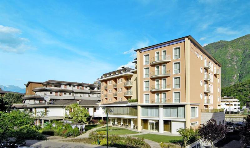 Rizzi Aquacharme Hotel & Spa Boario Terme Екстериор снимка
