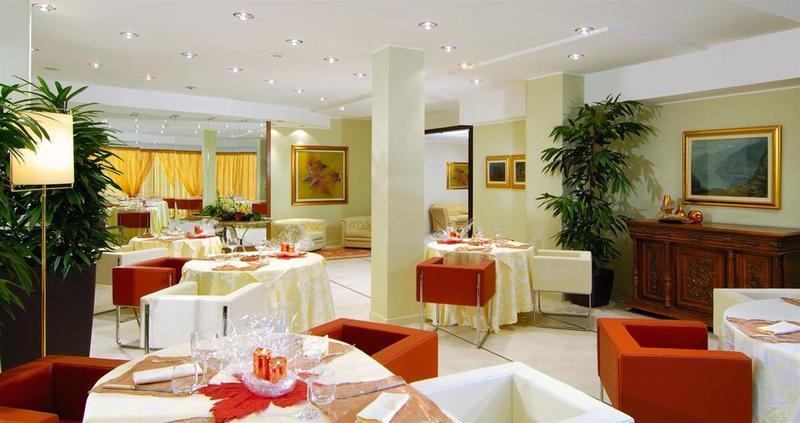 Rizzi Aquacharme Hotel & Spa Boario Terme Екстериор снимка