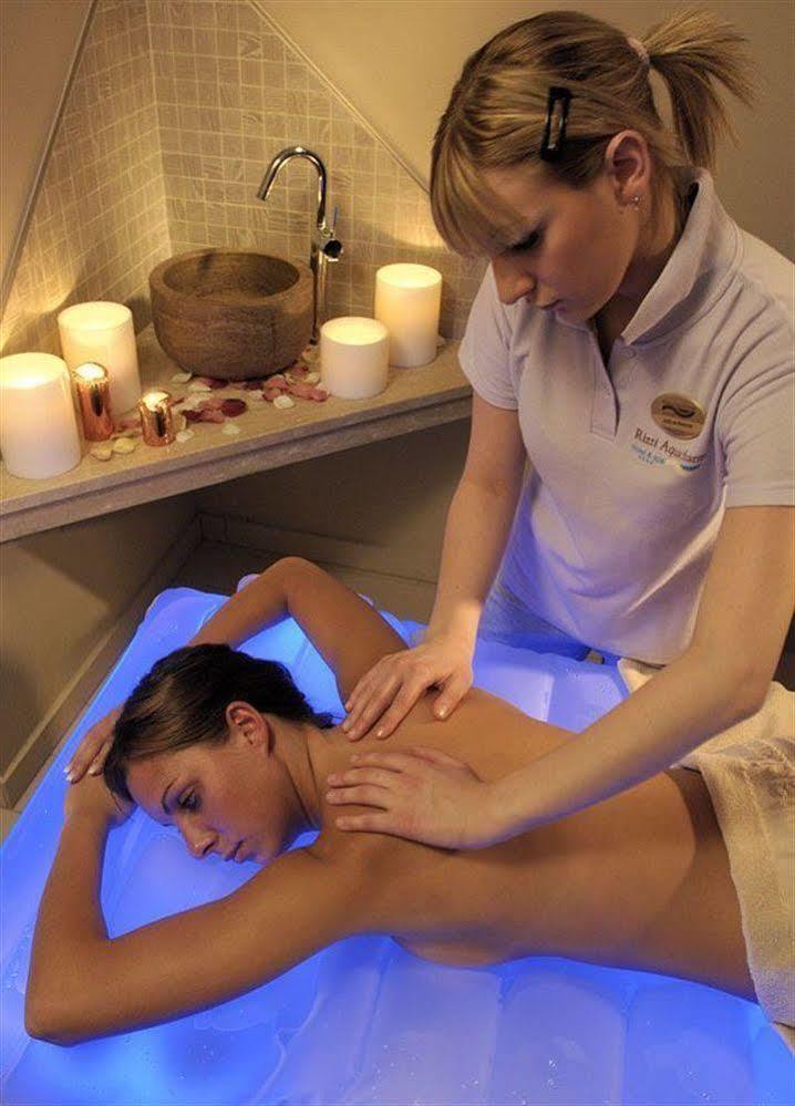 Rizzi Aquacharme Hotel & Spa Boario Terme Екстериор снимка