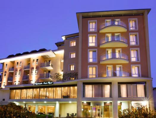 Rizzi Aquacharme Hotel & Spa Boario Terme Екстериор снимка